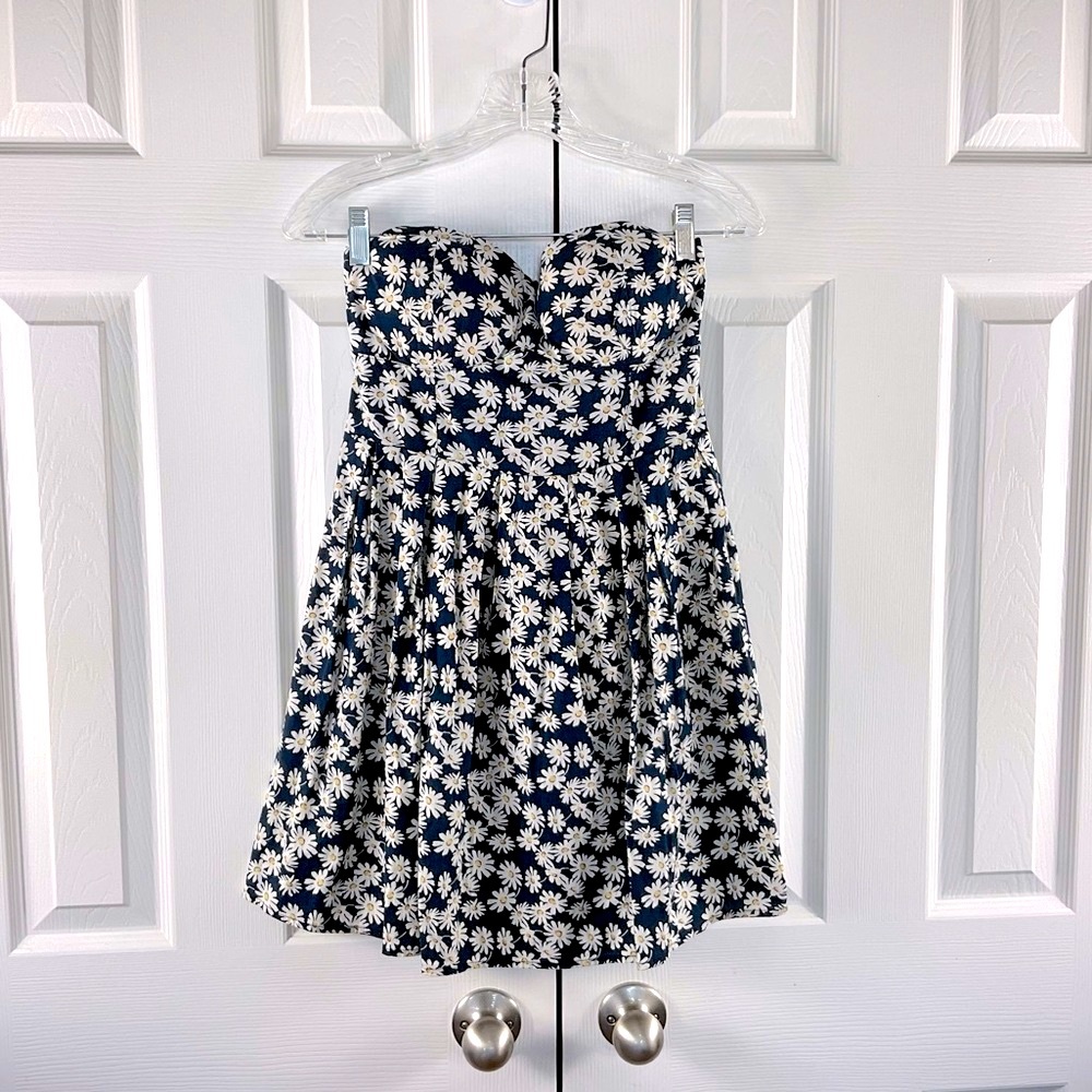 Navy Blue Daisy Sun Dress, uniors Size M, Rue 21, Strapless, Garden Girl